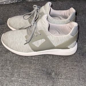 Men’s grey Aldo shoes sz 9